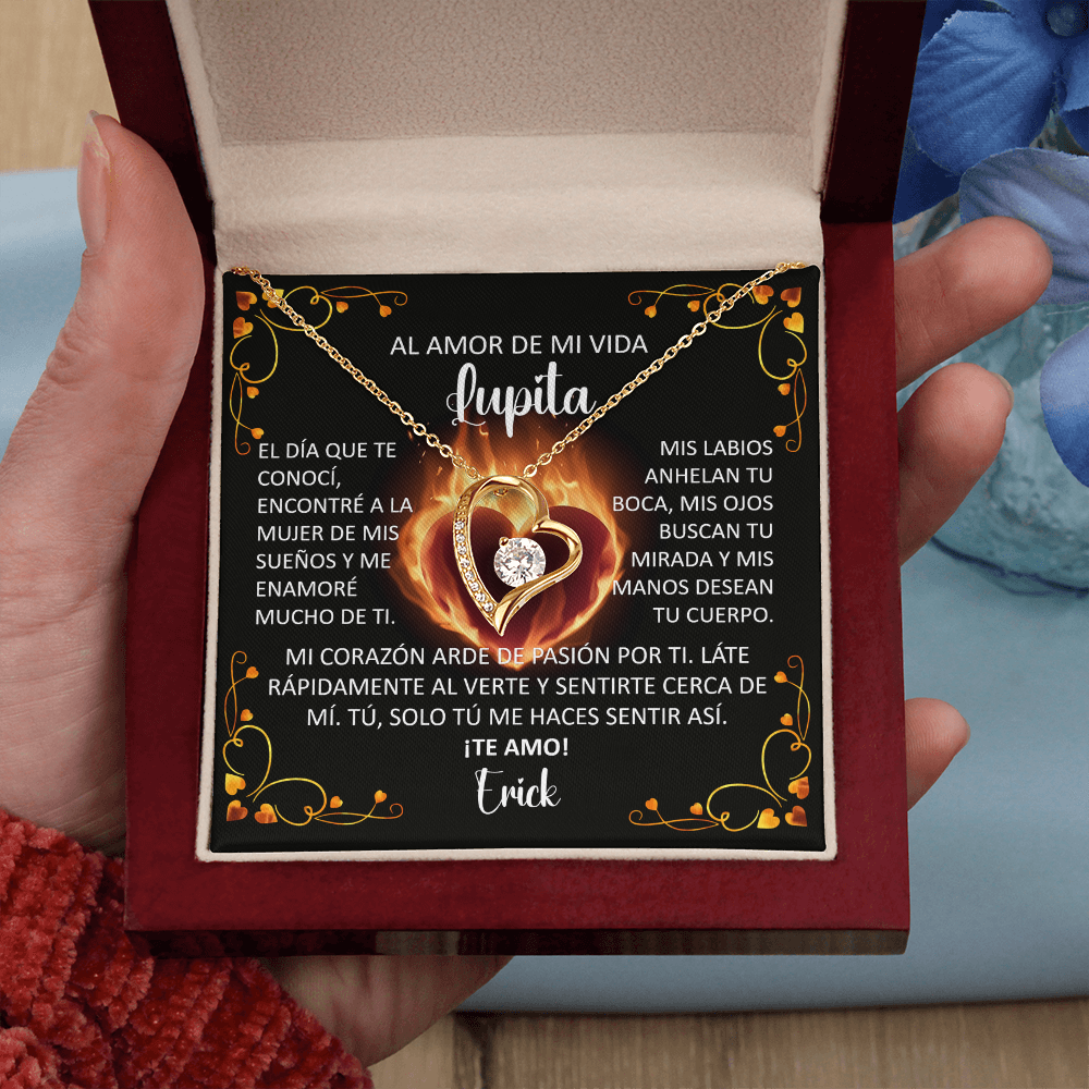 Collar Forever Love: Edición "Mi corazón arde de pasión por ti" (Acabado en Oro de 14Q - 18Q)