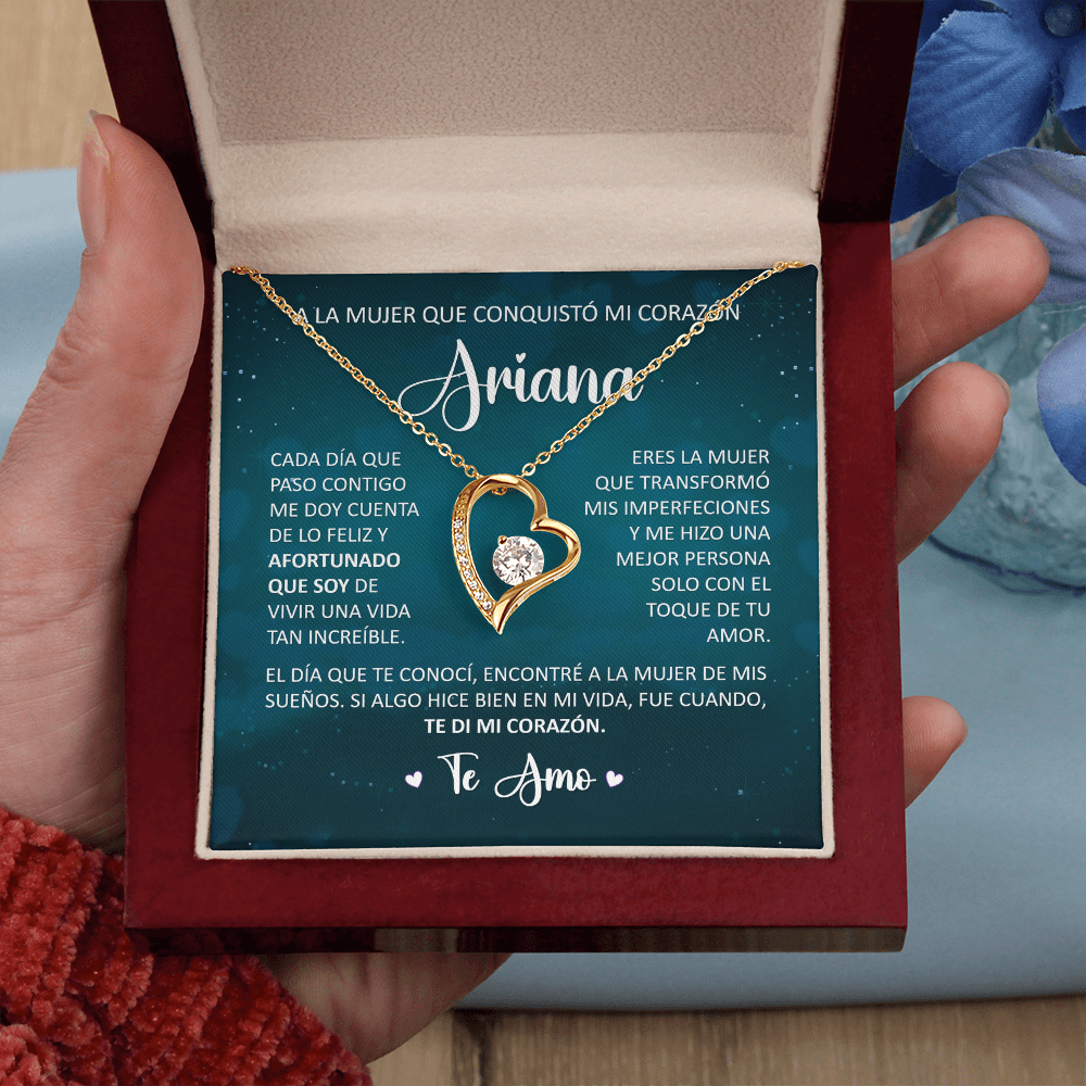 Collar Forever Love: "A La Mujer Que Conquistó Mi Corazón" ( Acabado Oro 14Q - 18Q )