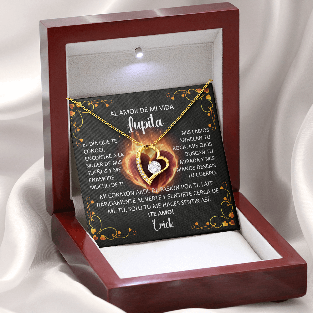 Collar Forever Love: Edición "Mi corazón arde de pasión por ti" (Acabado en Oro de 14Q - 18Q)