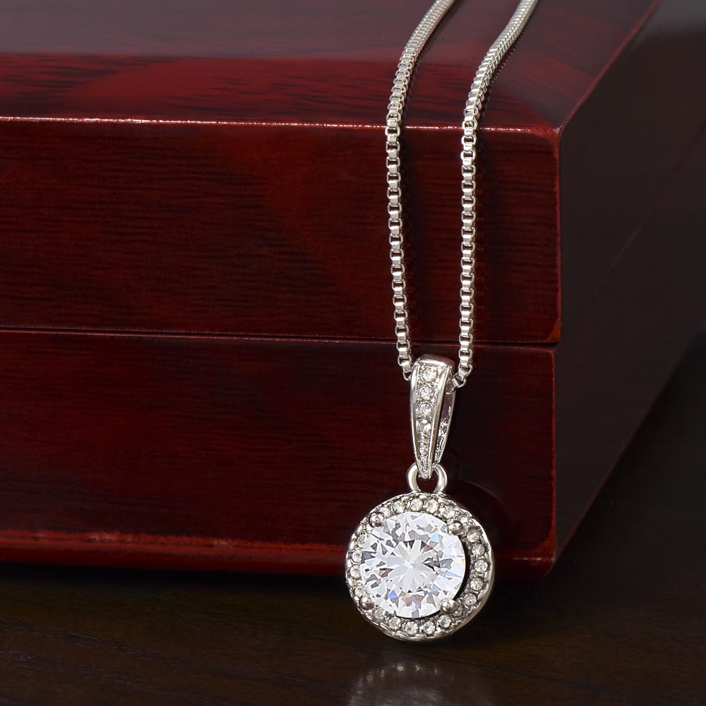Collar MIKORA Eternal Hope Edición: "Refugio de Amor" – Regalo de Gratitud para Mujer Amor de mi Vida  | Oro de 14K y Circonita
