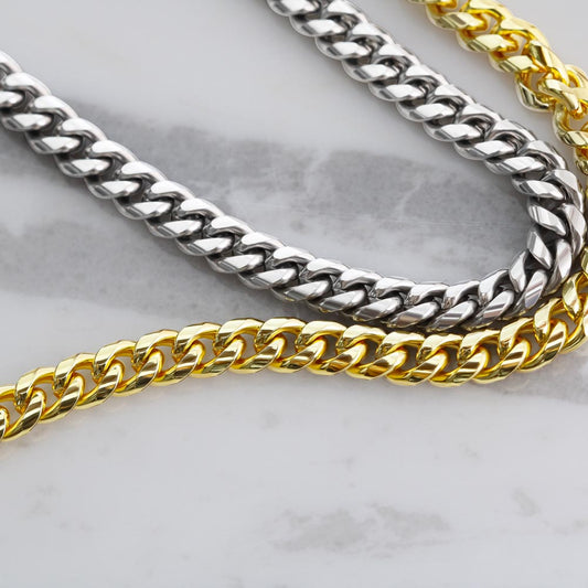 Collar Mikora Cuban Link Chain: Fuerza y Amor Incondicional | De Papá para Hijo