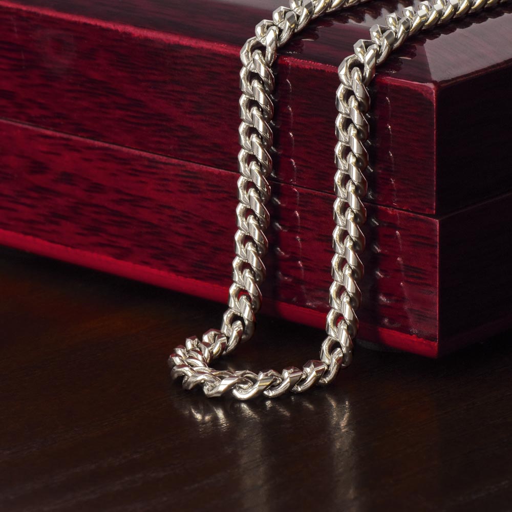 Collar Mikora Cuban Link Chain: Fuerza y Amor Incondicional | De Papá para Hijo