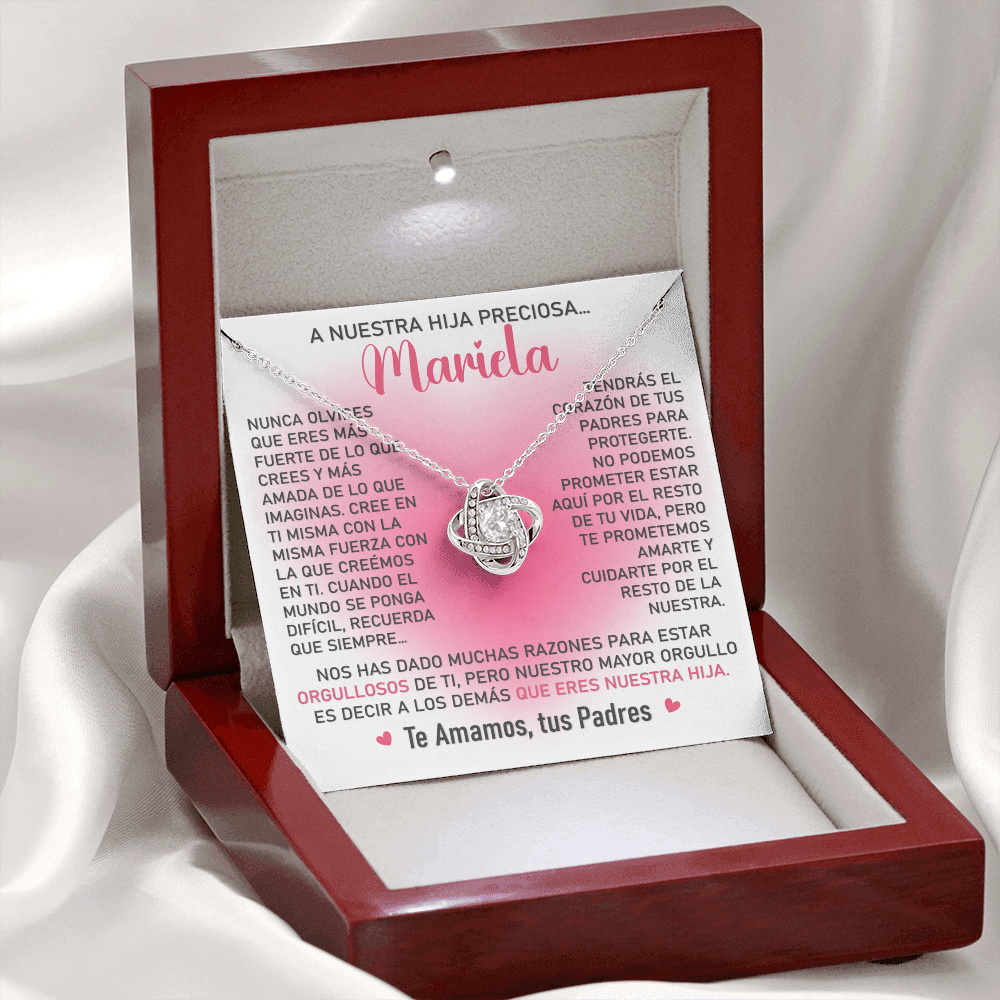 Collar Mikora Love Knot: Edicion "Orgullosos que eres nuestra hija" (Acabado en Oro de 14q - 18q)