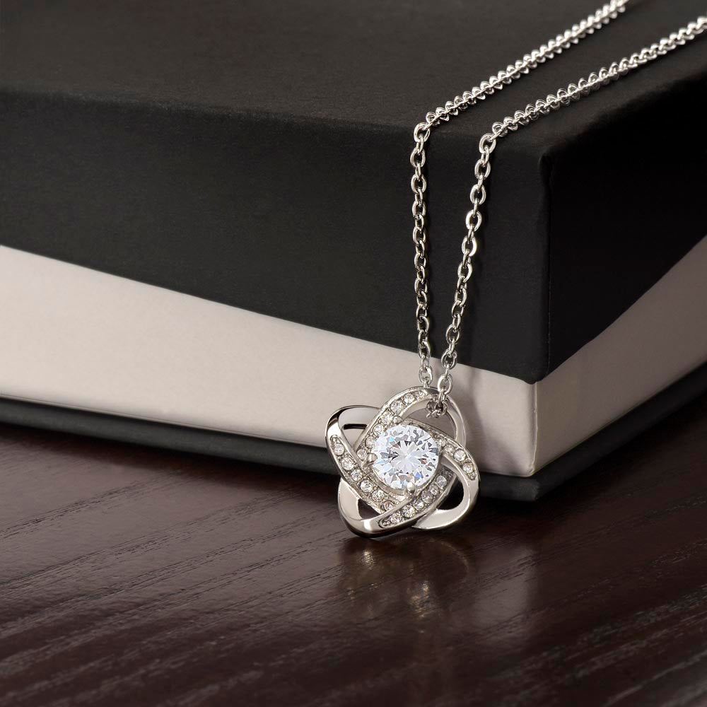 Collar Mikora Love Knot: Nudo de Amor que une corazones