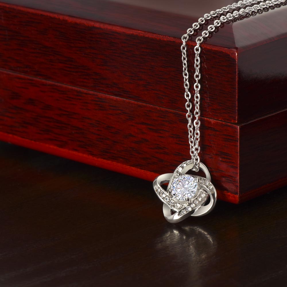 Collar Mikora Love Knot: Nudo de Amor que une corazones