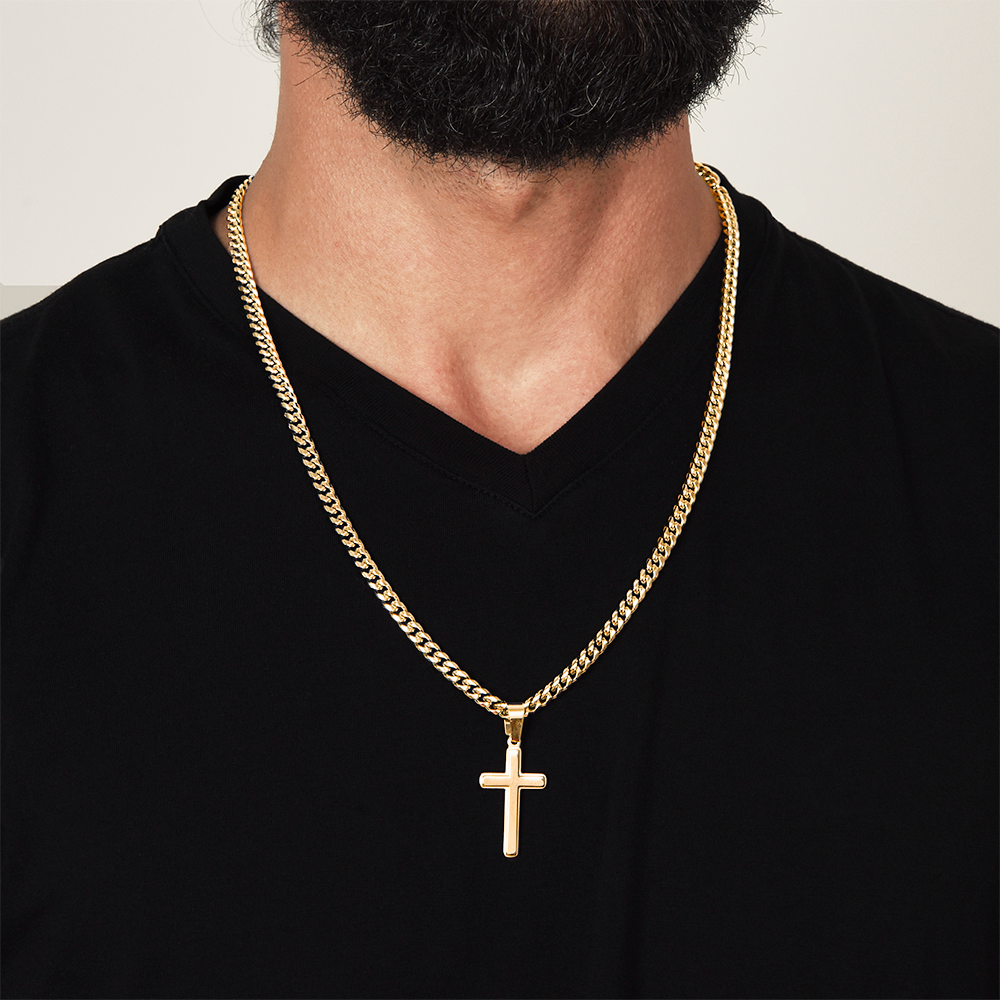 Collar Mikora Artisan Cross & Cuban Link: El Orgullo de un Hijo (Acabado en Oro o Acero)